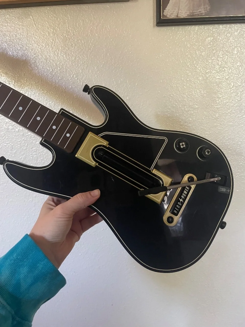 Guitar Hero Live Wireless Guitar Controller Activision